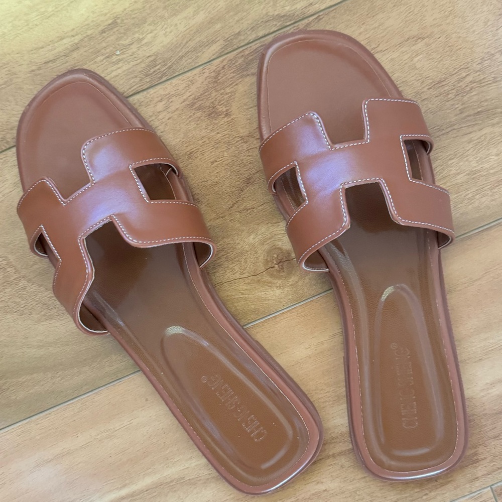 Brown sandals size 9